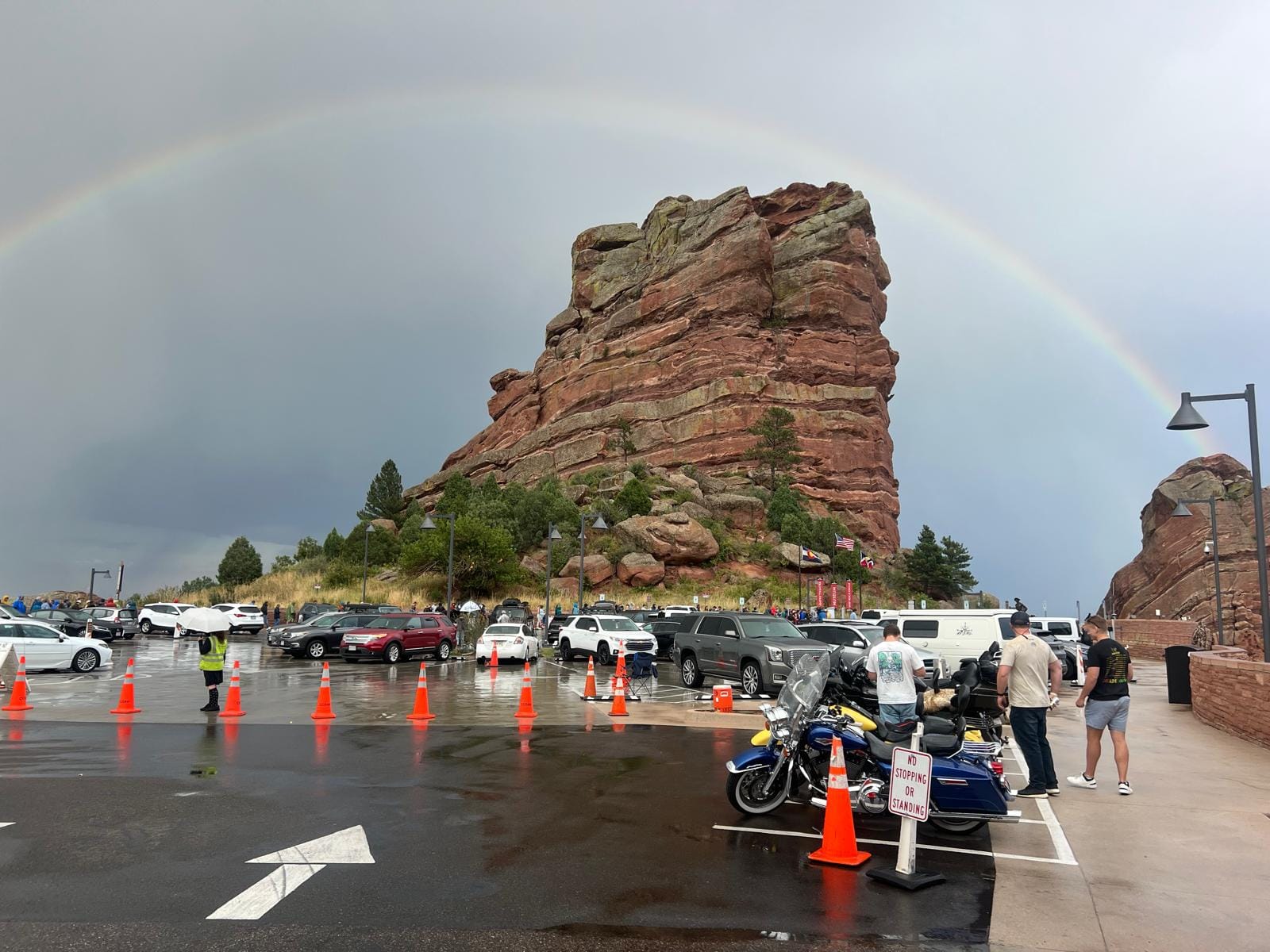 Luxury Limo and Private Car Service for Red Rocks Amphitheatre Concerts Denver