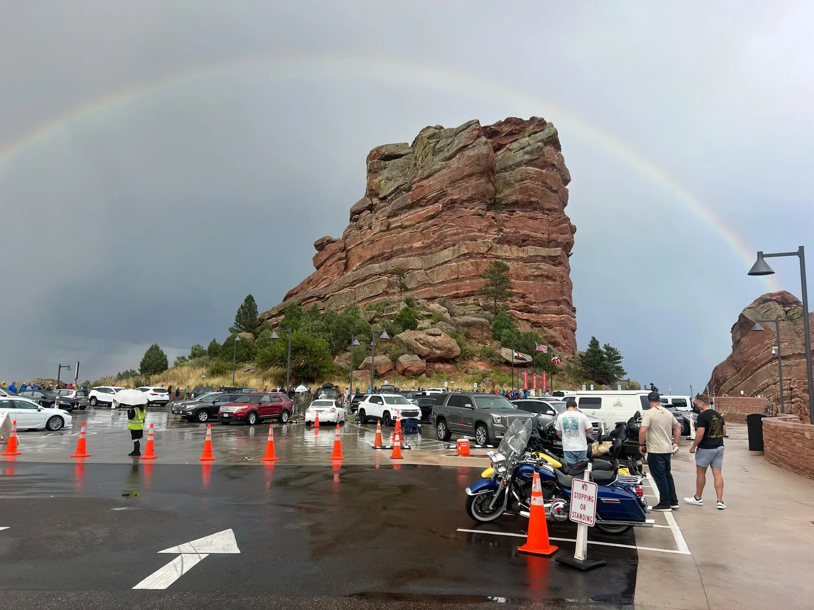 Luxury Limo and Private Car Service for Red Rocks Amphitheatre Concerts Denver