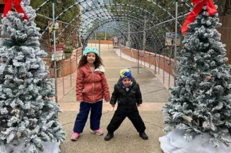 Luxury Limo and 4x4 SUV Service to Colorado Ski Resorts (Breckenridge, Vail, Aspen)